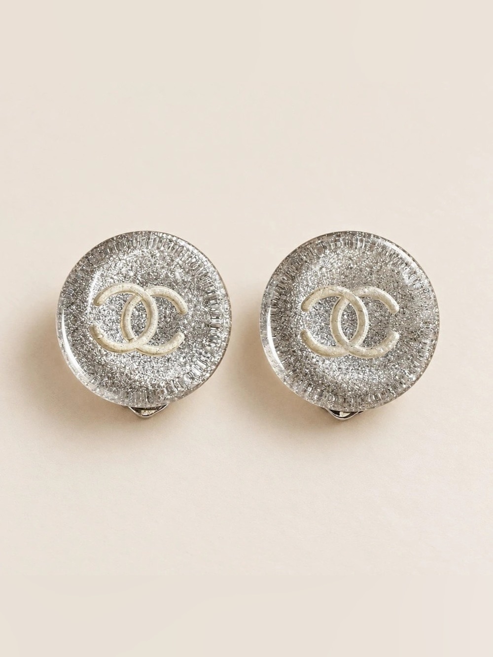 Chanel 00A Clear Resin CC Clip-On Earrings Vintage 2000
